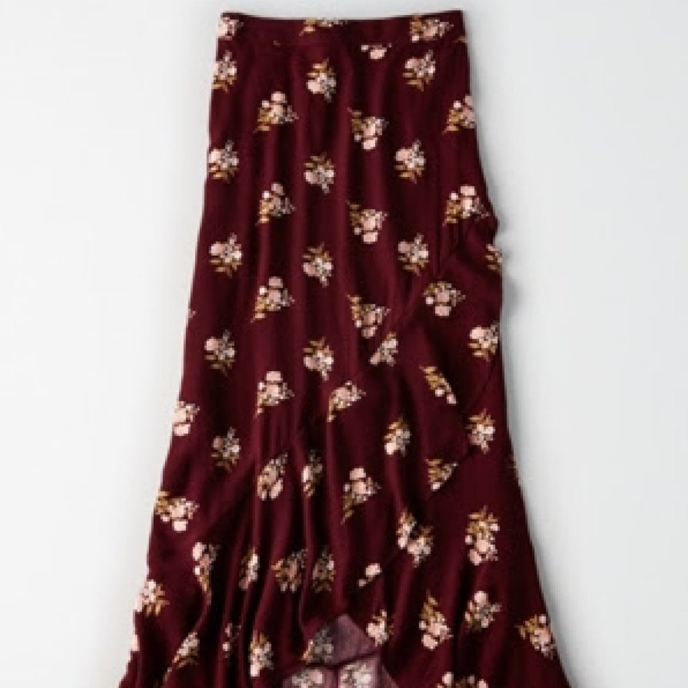 AE Ruffle Maxi Skirt in Burgundy